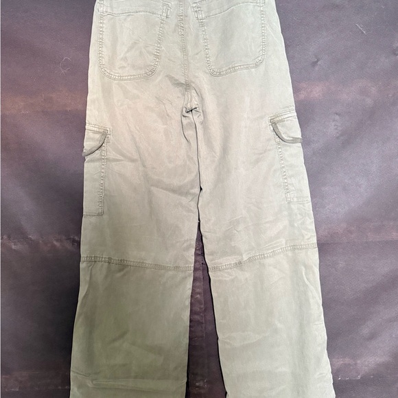 American Eagle Outfitters Olive Wide Leg Pants - Picture 2 of 5